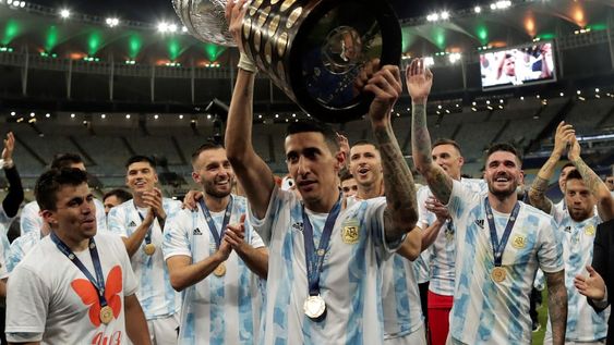 Ángel Di María ganó la Copa América 2021 en Brasil con la selección nacional. Jugará la próxima Copa América y dejará la Selección.