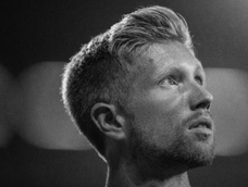 Sebastian Hertner, jugador de fútbol alemán de 34 años, falleció tras una falla técnica en una aerosilla en Montenegro.