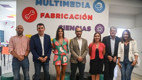 La Muni, DGE y empresas afianzan alianzas para fortalecer la educación