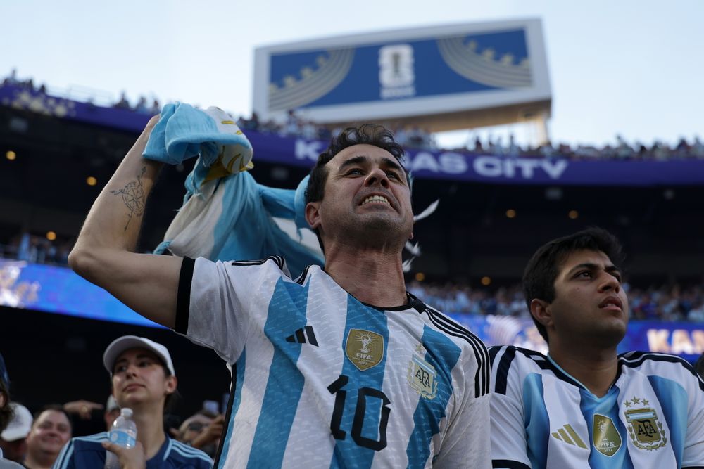 El color de los hinchas de la Selección Argentina ante Suiza