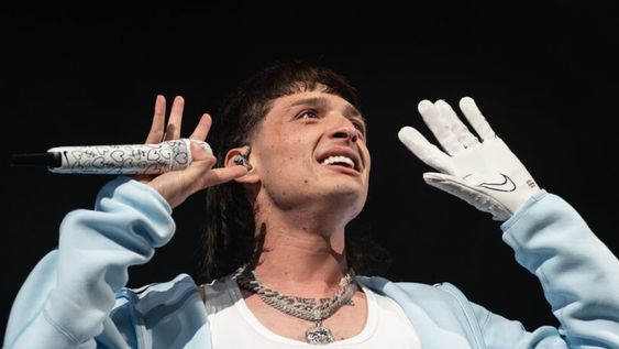 El mexicano conocido por sus “corridos tumbados” aseguró que fue chingón presentarse ante los pinches campeones del mundo. Foto: Alejandra Morasano