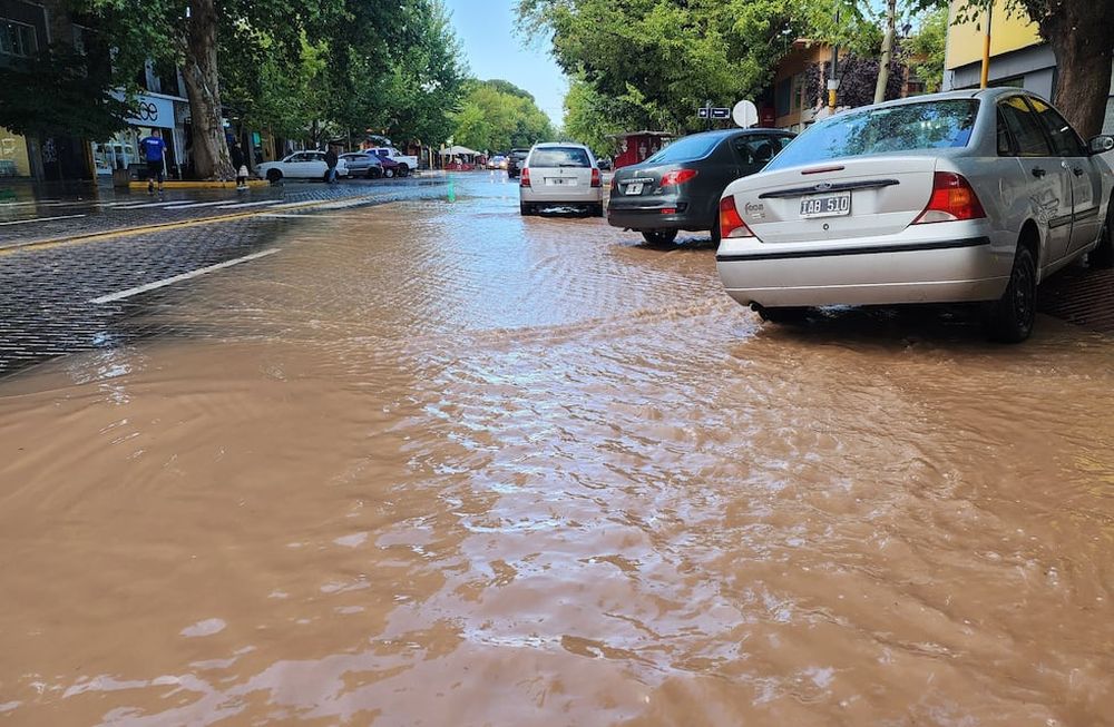 Fuerte tormenta con granizo en Luján de Cuyo: sigue la alerta para varias zonas de Mendoza