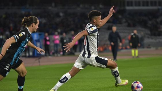 Talleres fue local de Racing en el Kempes por la Liga Profesional. / Gentileza (La Voz).