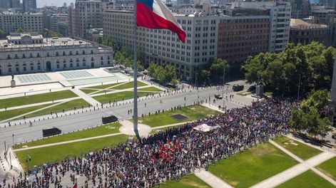 ¿Qué representa la reforma de la Constitución en Chile? - Por Augusto Grilli Fox