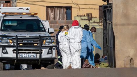 Los Andes | Al menos 19 personas fueron asesinadas en dos tiroteos en Sudáfrica. AFP.