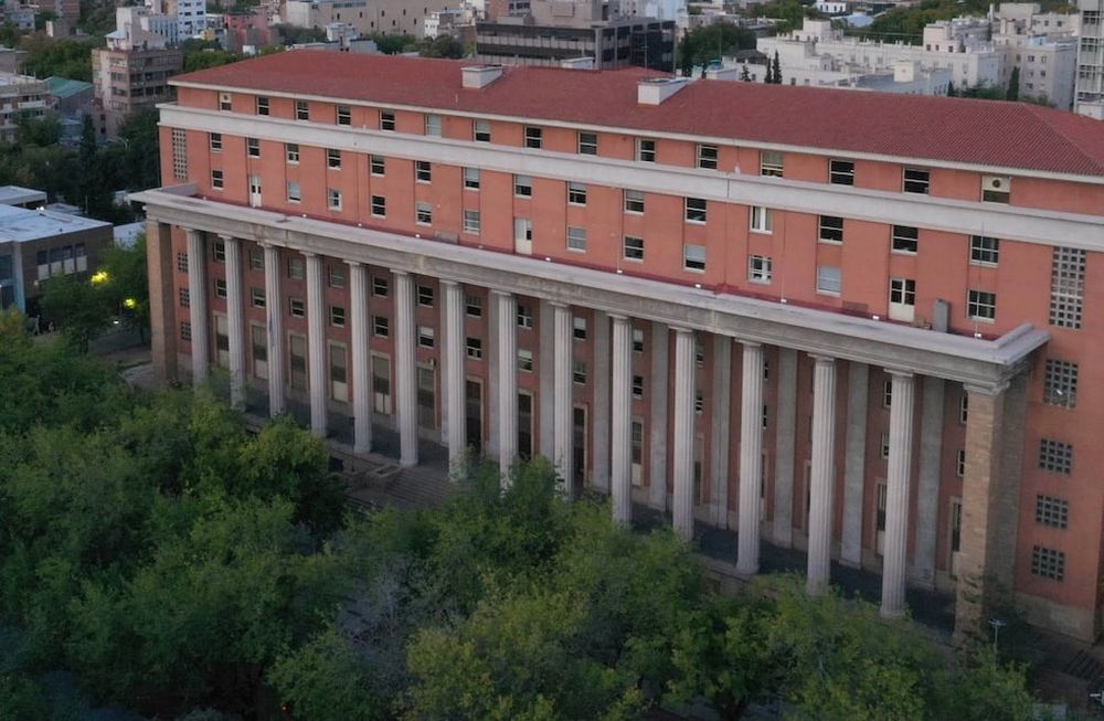 Las autoridades han definido la suspensión de actividades en algunas dependencias del Poder Judicial por casos sospechosos de coronavirus. Marcelo Rolland / Los Andes