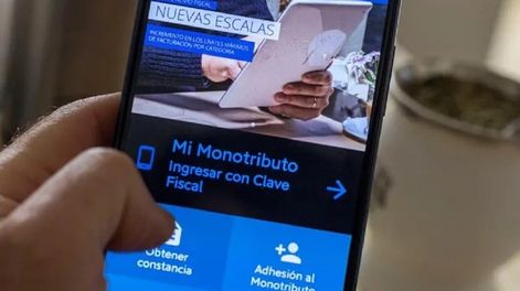 Esto es lo que ocurre con los deudores del aporte mensual.