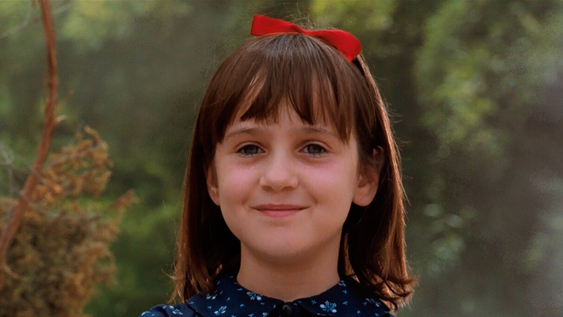 Mara Wilson, quién dio vida a Matilda, se alejó del cine y se dedica a la escritura.