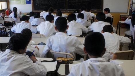 Repitencia y abandono  en la escuela secundaria - Por Andrea Blandini