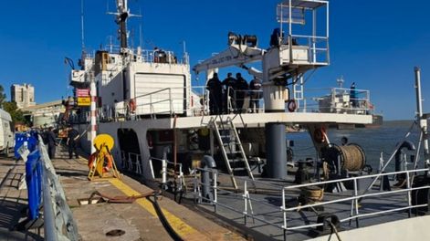 Los Andes | Hallaron muerto a un hombre dentro de un buque de la Prefectura Naval / Fotos: Emmanuel Briane-La Nueva.