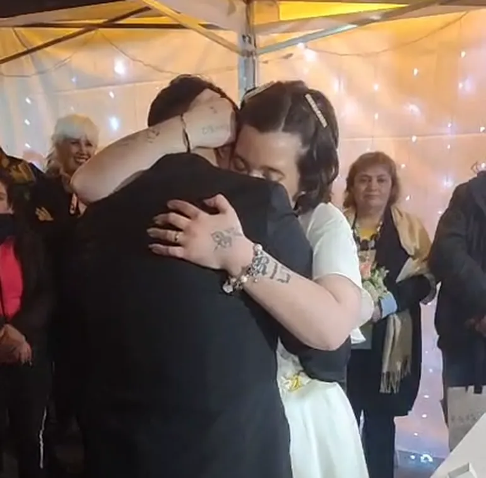 La boda de la pareja fue trasmitida en vivo por Facebook. 