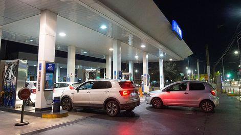 En lo que va del año, la nafta súper ya aumentó más de $20 por litro, contando el ajuste de hoy.