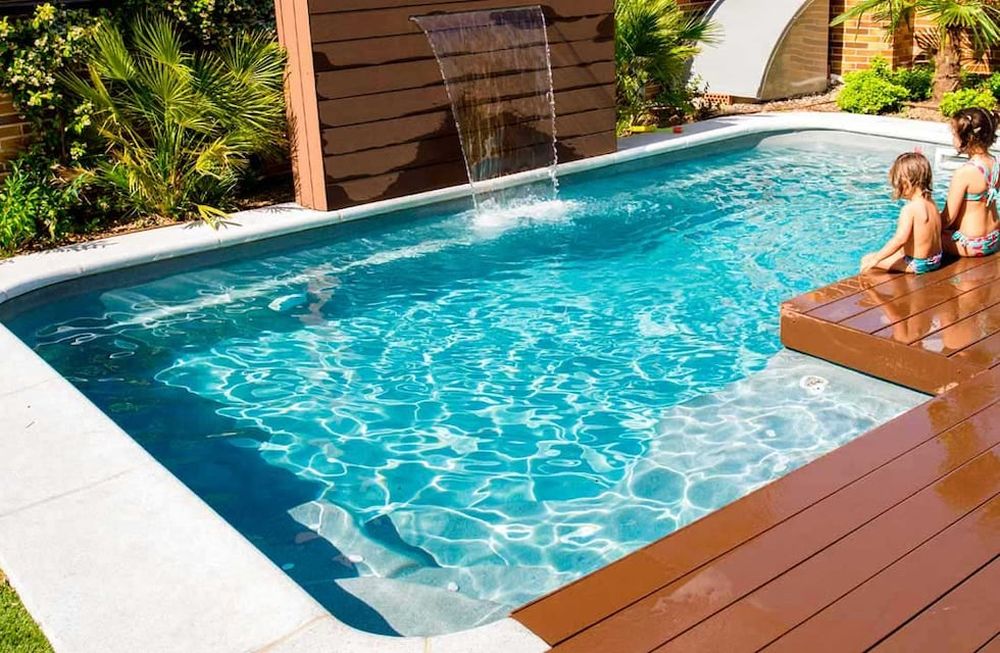 Jardines en verano: las piscinas ganan protagonismo